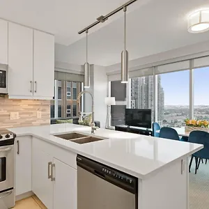Stylish Downtown By Globalstay Apartment Calgary
